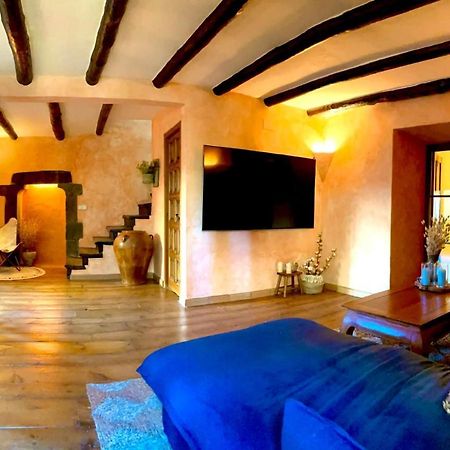Autentica Casa Del Sxvii En La Costa Brava Cruilles ภายนอก รูปภาพ