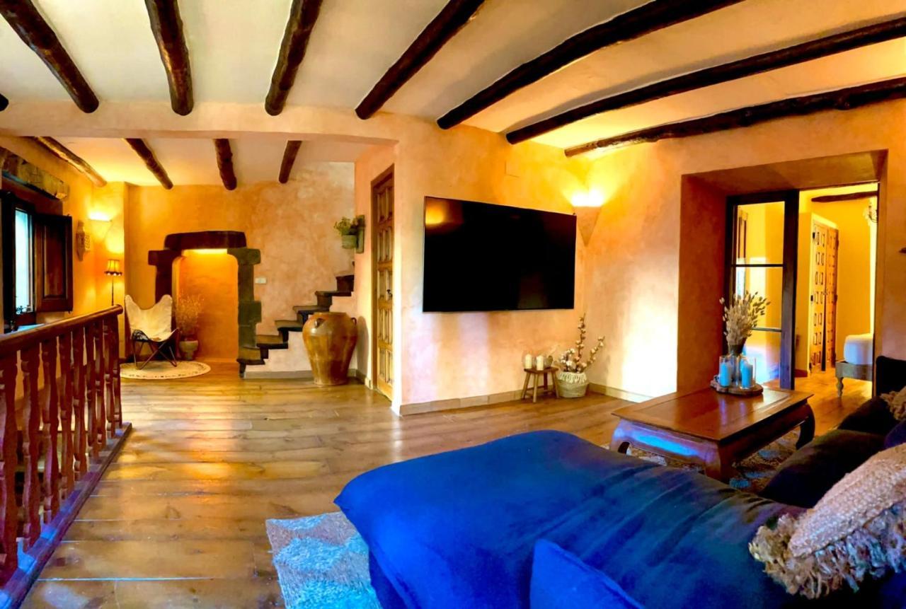 Autentica Casa Del Sxvii En La Costa Brava Cruilles ภายนอก รูปภาพ